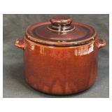 (L) West Bend Bean Pot Genuine Ceramic Brown