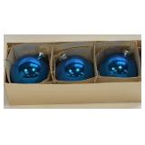(J) Set Of 3 Blue Glass a Christmas Balls 3ï¿½