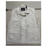 (M) Field & Stream Multi-Pocket Fishing Vest in a