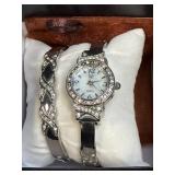 (J) New ï¿½Gold Coastï¿½ Watch and Bracelet New