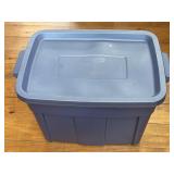 Rubbermaid Storage Container