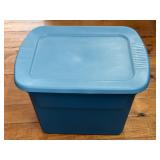 (I) Sterilite Storage Container