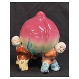 (K) Vintage Chinese Wucai Porcelain Children