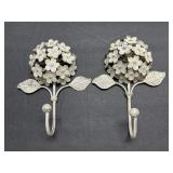 (K) Hydrangea Wall Hook Creamy Silver Color