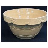 (K) Vintage RRPC Roseville Ohio Pottery 8ï¿½ Yellow