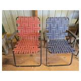2 Folding Lawn Chairs
