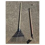 Rake & Garden Hoe