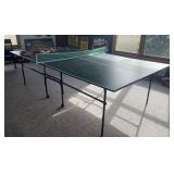 9ï¿½ x 29ï¿½ x 60ï¿½ Ping Pong Table W/ Paddles & Balls
