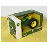 ERTL John Deere 2440 1:16 Scale Die Cast Replica