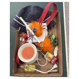 Tray lot of assorted items as pictured