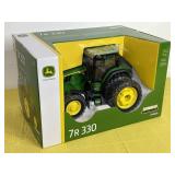 Ertl Prestige Collection John Deere 1/16 Die Cast