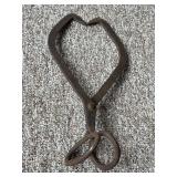 Vintage Cast Iron Ice Tongs 18ï¿½ x 8 1/2ï¿½