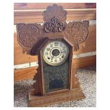 Antique E. Ingraham Parlor Kitchen Mantle Clock