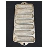 (C) Vintage Cast Aluminum 7 Ear Cornbread Stick