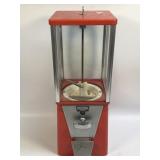(F) Oak Vista 25¢ Gumball Machine With Key