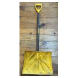 True Temper Snow Shovel