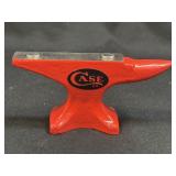 (SC) Miniature Cast Iron Knife Display Anvil With