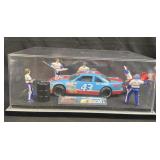 Richard Petty #43 Die-Cast Car w/Pit Crew Figures
