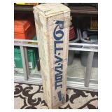 Roll-A-Table 32ï¿½ x 32ï¿½ x 28ï¿½