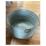 Number two galvanized wash tub in excellent