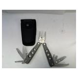 (SC) Schrade Multi Tool with Sheath