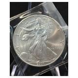 (SC) 2001 American Eagle Silver Dollar 1 Oz Fine