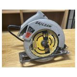 (BR) 7 1/4ï¿½ Double Insulated Circular Skilsaw