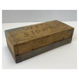 Vintage Whet Stone W/ Wooden Box 2ï¿½ x 7ï¿½ x 3ï¿½