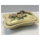(B) 6ï¿½ x 4 1/2ï¿½ Vintage Trinket Box Made In Japan