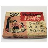 (D) Old Fashioned Cookie Cutters IOB