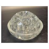 (B) 4ï¿½ Vintage Clear Glass Flower Frog