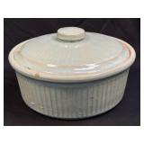 (B) Vintage USA Stoneware Covered Casserole