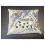(B) Cindy Angliss Pillow Shaped Flower Frog 5ï¿½