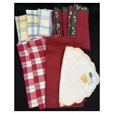 (B) Assorted Cloth Napkins As Pictured