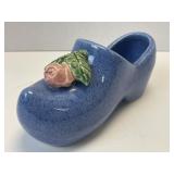 (B) 8ï¿½ x 2 1/2ï¿½ McCoy Dutch Shoe Clog Planter MCM