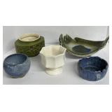(D) Assorted Pottery Including Hull, McCoy and