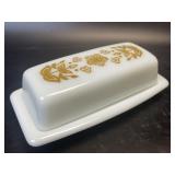 (B) Vintage Butterfly Gold Pyrex Butter Dish 7ï¿½