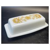 (B) Vintage Butterfly Gold Pyrex Butter Dish 7ï¿½