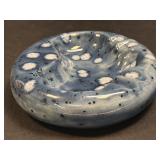 (A) Vintage Blue White Dot Ashtray, Holland Mold