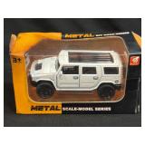 (D) Die Cast Hummer White 12cm - Bold Outdoor Car