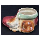 (A) Vintage Shawnee Pottery Sleeping Kitty Cat