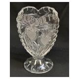 (F) Crystal Heart Vase Decorative
