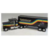 (D) Nylint 18-Wheeler 345-Z Rainbow Vacuum