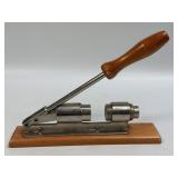(M) Vintage Heavy Duty Lever Action Nut Cracker