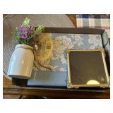 Tray lot as pictured