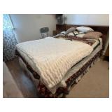 58ï¿½ Bed(Headboard, Footboard, Rails, and Bedding)