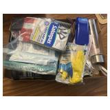 Box lot of assorted items