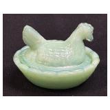 (SC) VINTAGE Style MINI JADEITE JADE GLASS HEN