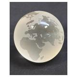 (A) Crystal Glass World Globe Paperweight