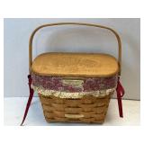 (A) Longaberger Basket 1995 Edition Dresden, Ohio